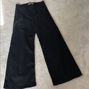 Women's Black Wide-Leg Jeans